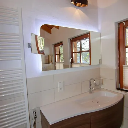 Ferienhaus Mondschein 펜션 *
