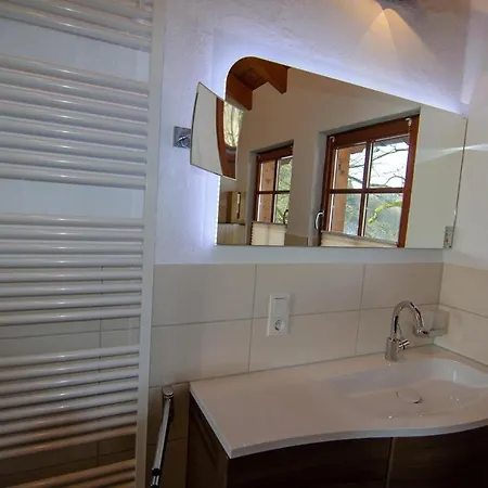 Ferienhaus Mondschein 펜션 *